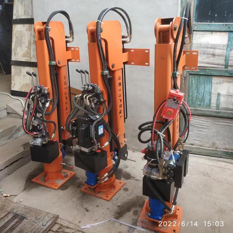 大名县重汽蓝牌随车吊 3.2吨 国六动力强 液压驱动 农用自卸起重机